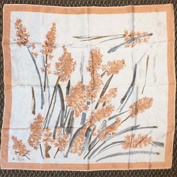 vera neumann Accessories - Vintage Vera Neumann Square Scarf 25 X 26"